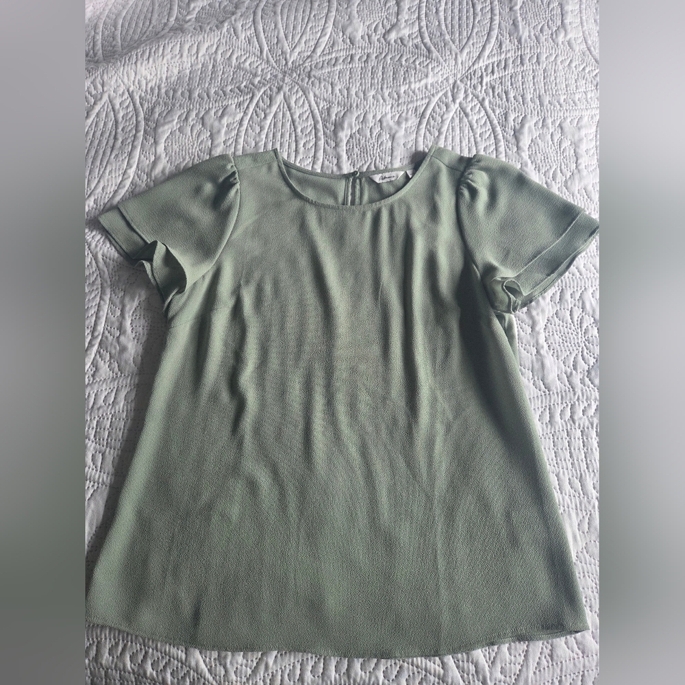 Reitmans Light Green Textured Blouse
